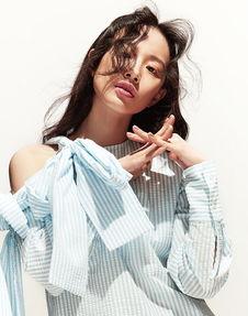 李梦爆料照片大全最新图片,美照连连，魅力四溢